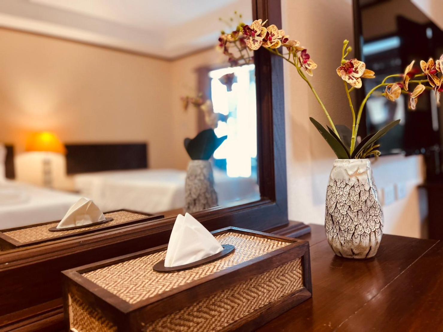 צ'יאנג מאי Na Thapae Chiangmai Hotel מראה חיצוני תמונה